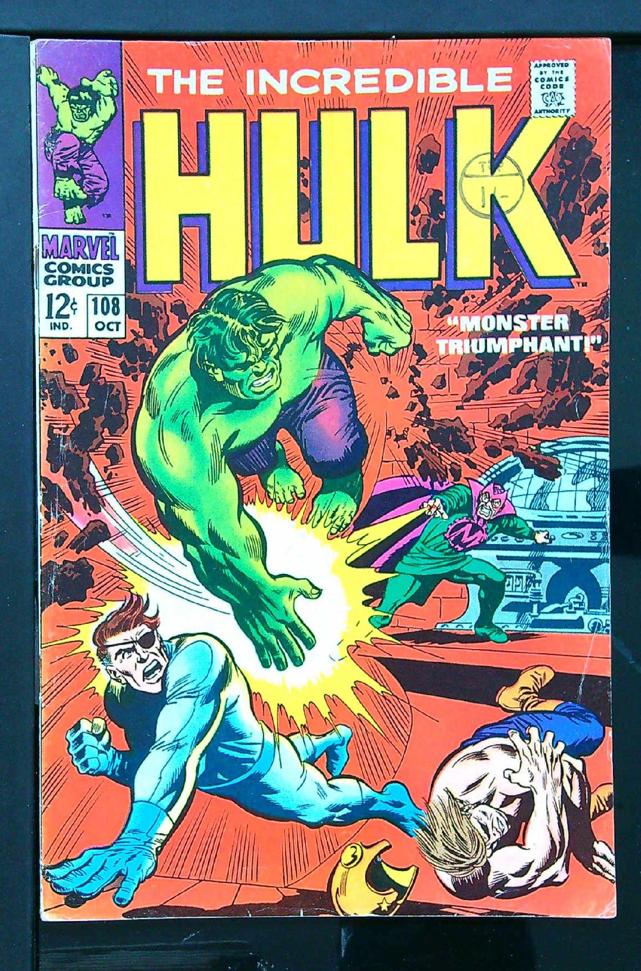 ACTUAL SCAN OF COMIC!<br>Distribution Stamp on Cover - See Scan Cover of Incredible Hulk (Vol 2) #108. One of 250,000 Vintage American Comics on sale from Krypton!